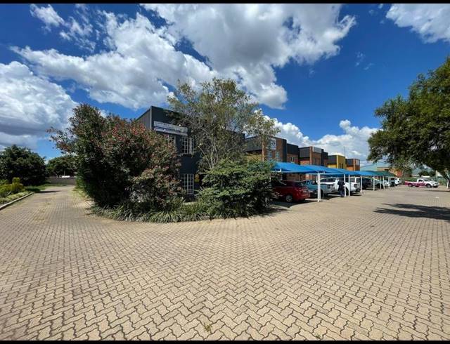 INDUSTRIAL PROPERTY TO RENT IN HENNOPSPARK